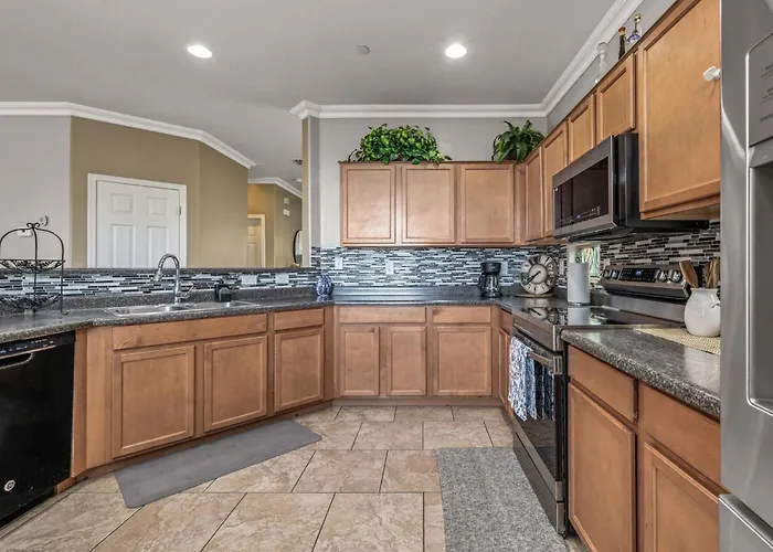 Entire In Arizona, 3br & 2.5br *
