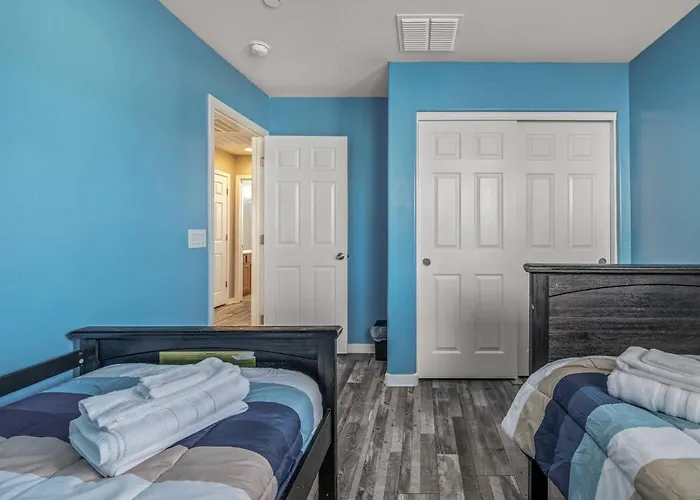 Entire In Arizona, 3br & 2.5br *