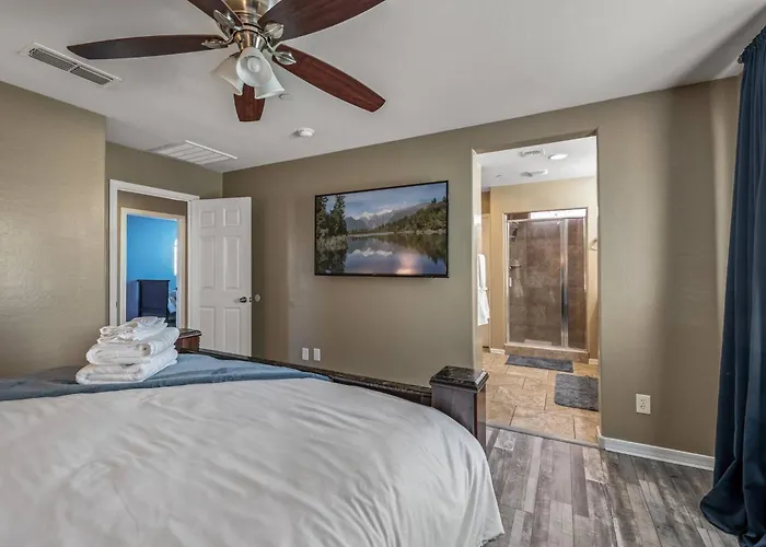 Entire In Arizona, 3br & 2.5br