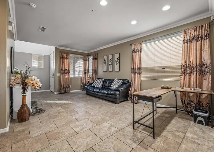 Entire In Arizona, 3br & 2.5br Ferienhaus Avondale